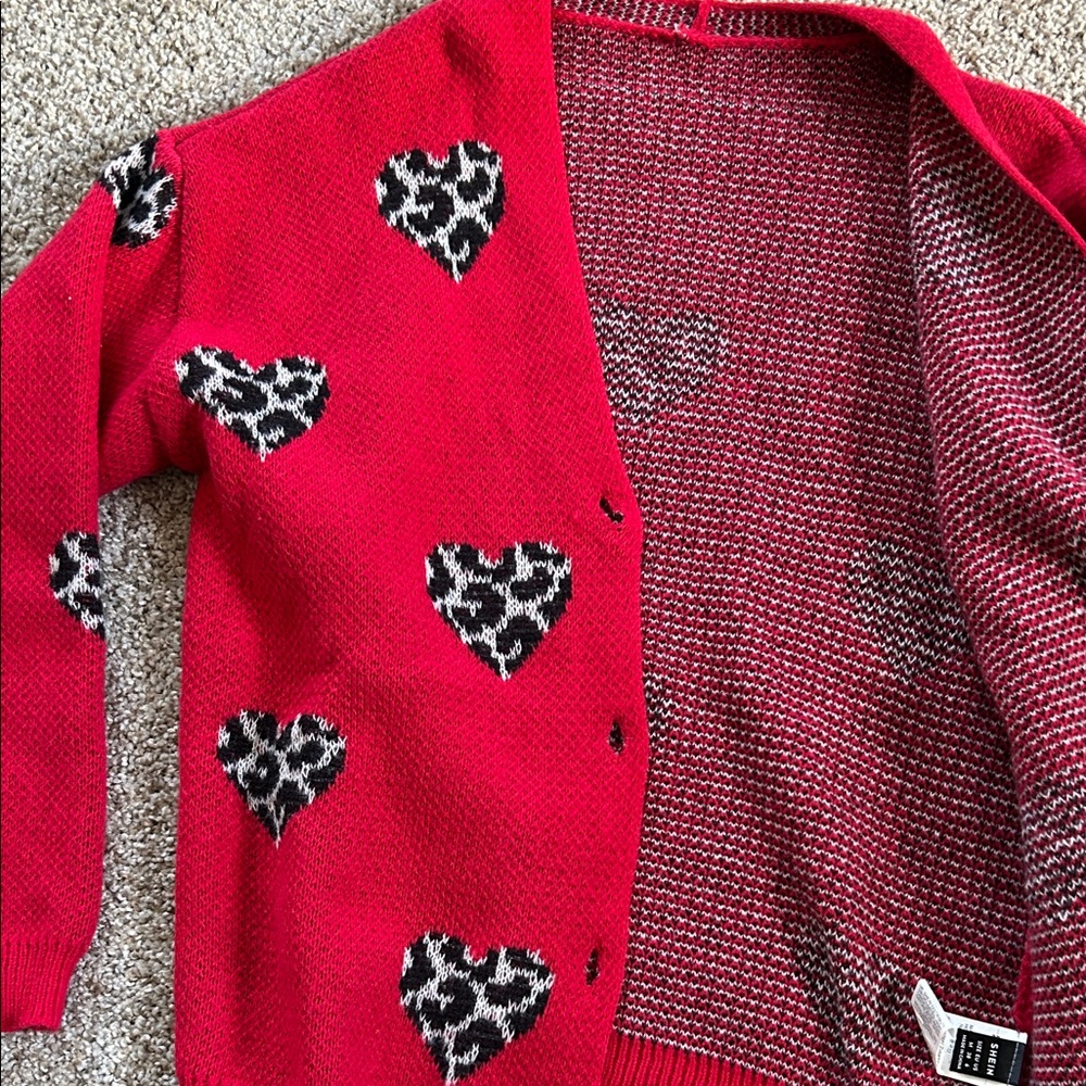 Red Heart Patterned Women’s Sweater - Picture 3 of 3